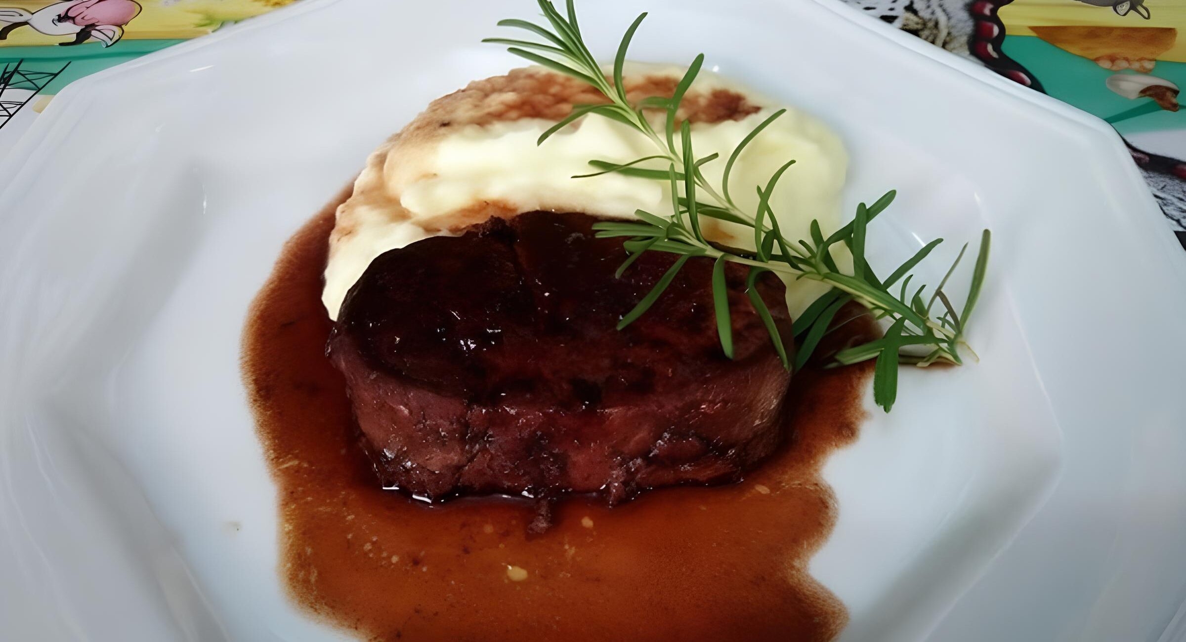 Filé Mignon Frical ao Molho de Vinho